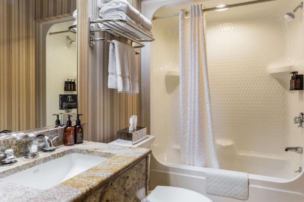 Traditions Hotel & Spa, Ascend Hotel Collection image 30